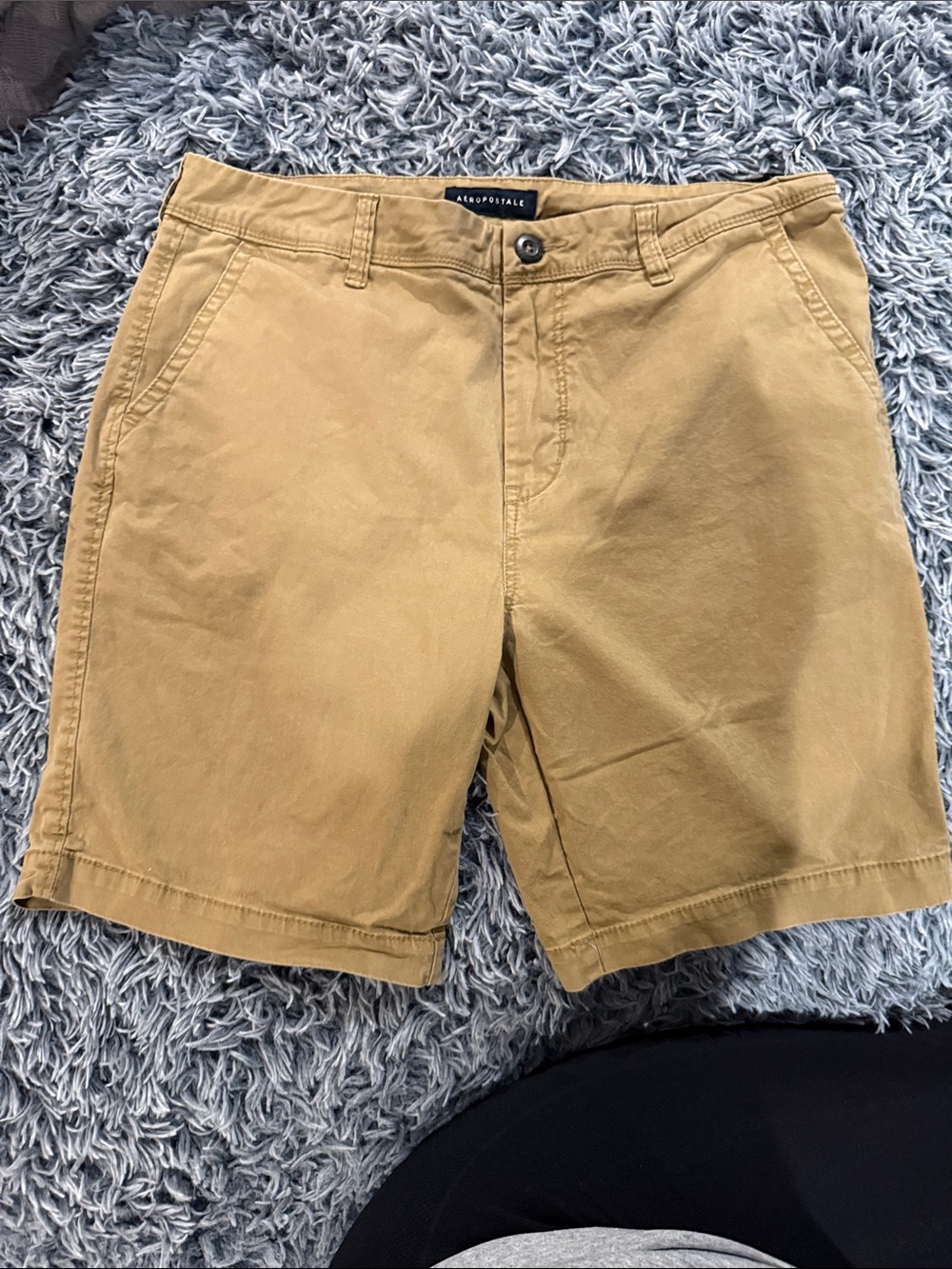 Aeropostale Men's Tan Flat Front Chino Shorts